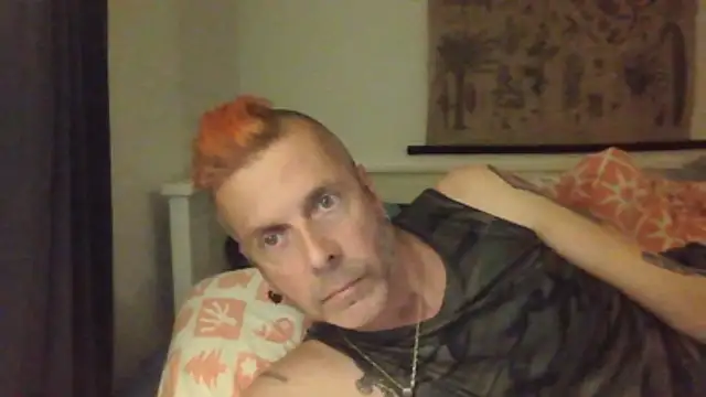 SHARPSkinhead online show from May 22, 8:58 pm