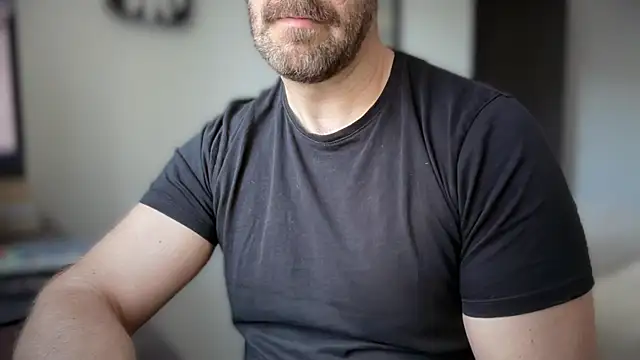 Mr Beef online show from April 20, 8:17 am