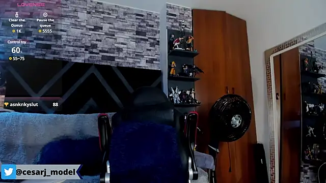 cesar jonnes online show from December 11, 11:10 pm