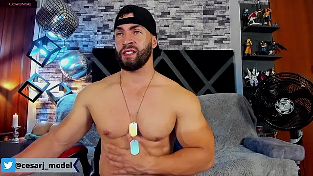 cesar jonnes online show from December 3, 12:22 am