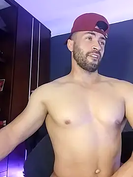 cesar jonnes online show from September 22, 11:15 pm