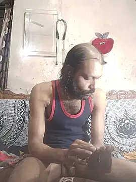 BadBoySmoker7070 online show from March 2, 3:02 am