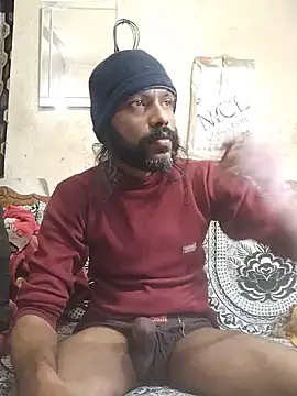 BadBoySmoker7070 online show from December 11, 1:18 am