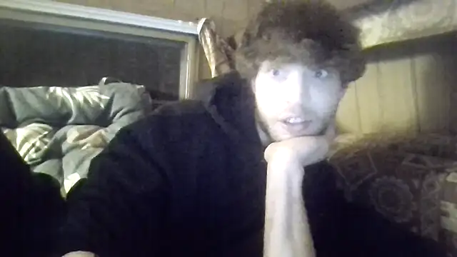 Snapshot of Irishman9077 chatting on October 20, 3:49 pm Irishman9077 online show from October 20, 3:49 pm