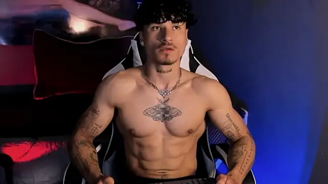 Thomas Fit1 online show from March 25, 1:53 am