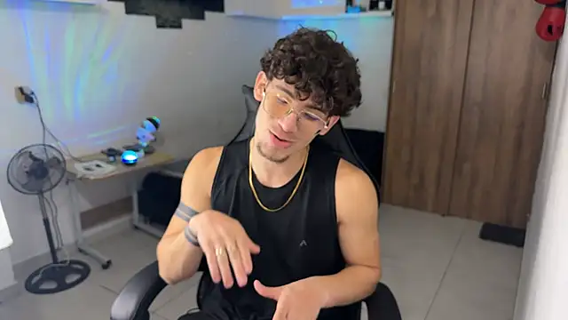 Kisan Smith online show from February 16, 3:15 am