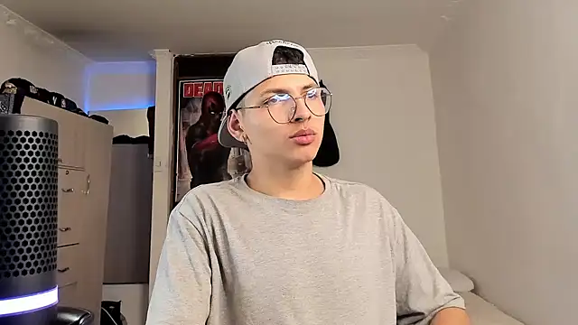 a lejandro 0 8 online show from January 20, 2:11 am