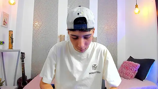 Nikolay Gregori online show from February 7, 3:55 am