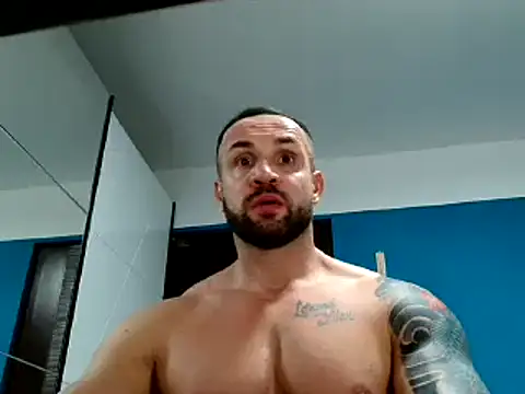 Magnificmuscles89 online show from February 7, 9:48 pm
