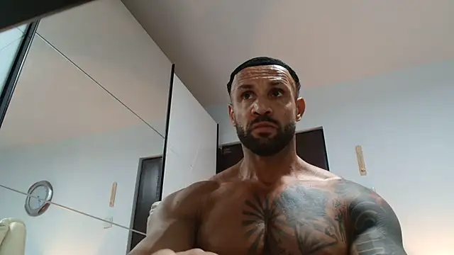 Magnificmuscles89 online show from May 23, 4:34 pm