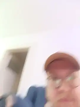 yigitht online show from March 9, 1:49 pm