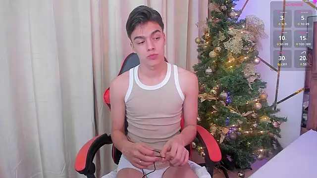Snapshot of Gerony_ chatting on December 17, 4:45 am Gerony  online show from December 17, 4:45 am