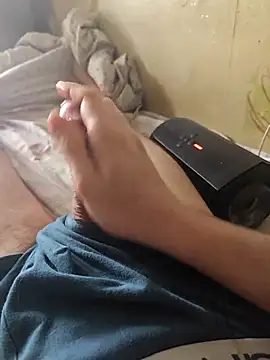 Kettle000 online show from March 5, 9:05 am