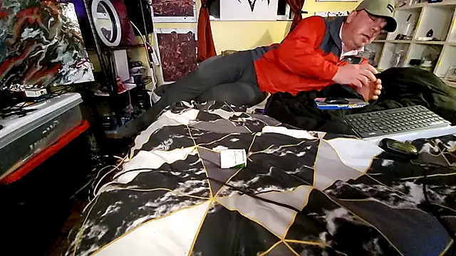 Mic Oxinner online show from November 2, 10:30 am