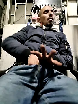 fire menxxx001 online show from February 13, 5:02 am