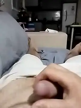 danielsafado222 online show from November 14, 12:58 am