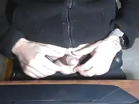 Adri gard online show from January 10, 10:15 pm