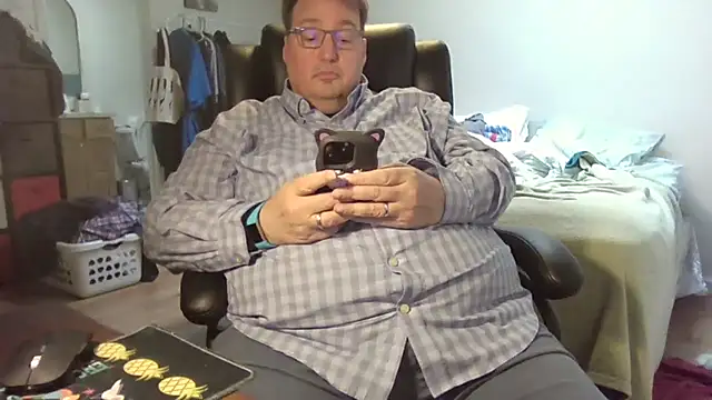 wvalentino online show from February 27, 5:15 pm