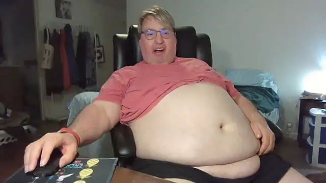 wvalentino online show from December 8, 12:40 am