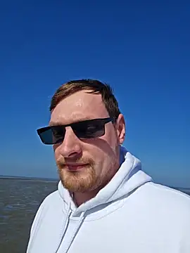 Relsxboy online show from March 21, 12:06 pm