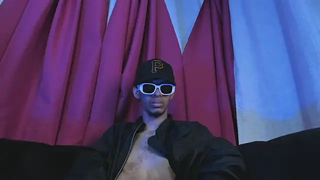 TomyMosterCock online show from December 16, 1:42 am