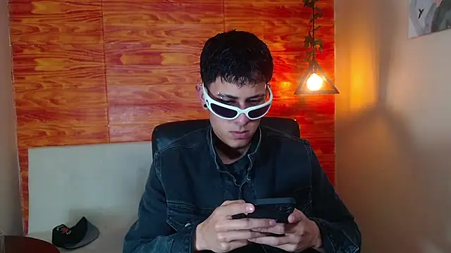 Bastiaan 28 online show from March 2, 5:41 pm