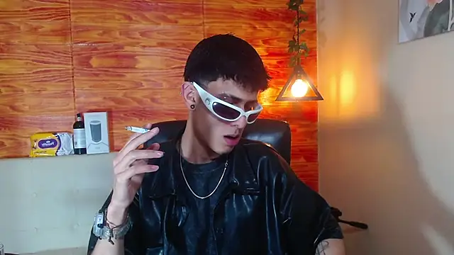 Bastiaan 28 online show from February 13, 3:07 am