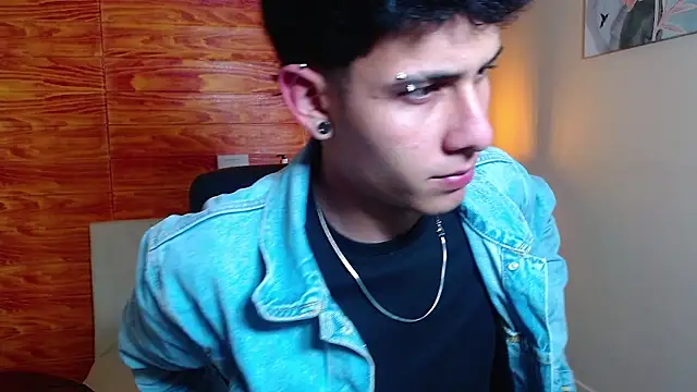 Bastiaan 28 online show from February 1, 2:58 am