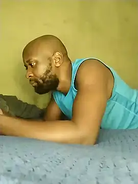 Snapshot of Stallion100 chatting on January 29, 6:07 pm Stallion100 online show from January 29, 6:07 pm