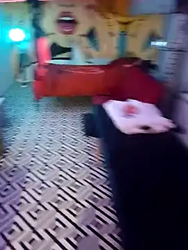 Snapshot of killminou chatting on February 22, 7:21 pm killminou online show from February 22, 7:21 pm