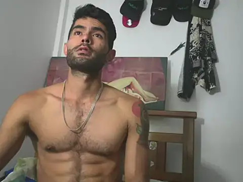 hideonbush051 online show from March 4, 1:34 am