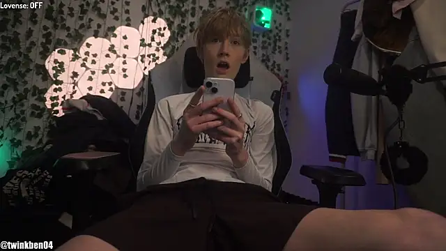 twinkben online show from January 6, 2:59 am