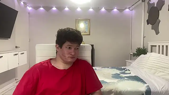 Snapshot of Lorenzo_hernandez chatting on March 5, 10:23 pm Lorenzo hernandez online show from March 5, 10:23 pm