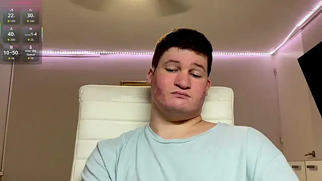 Snapshot of Lorenzo_hernandez chatting on September 22, 9:03 pm Lorenzo hernandez online show from September 22, 9:03 pm