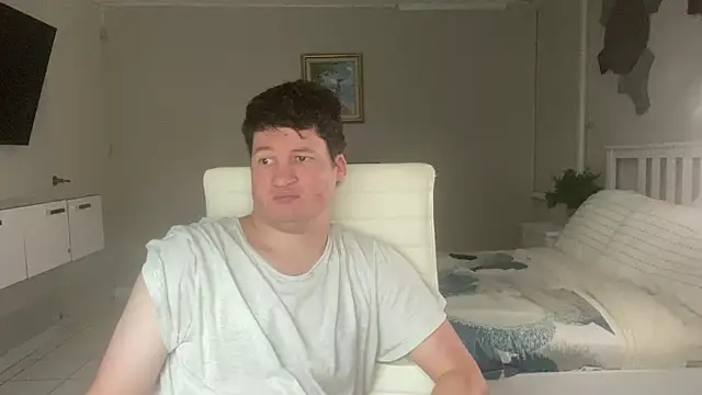 Snapshot of Lorenzo_hernandez chatting on February 11, 11:12 pm Lorenzo hernandez online show from February 11, 11:12 pm