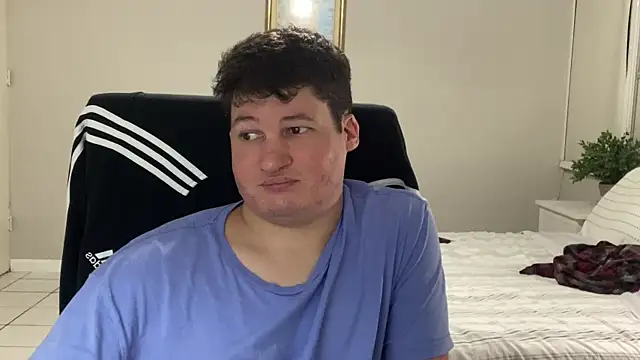 Snapshot of Lorenzo_hernandez chatting on January 22, 9:11 pm Lorenzo hernandez online show from January 22, 9:11 pm