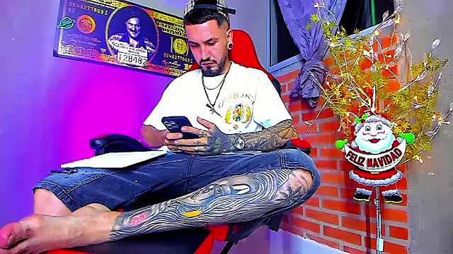 smoker445 online show from November 25, 7:43 am