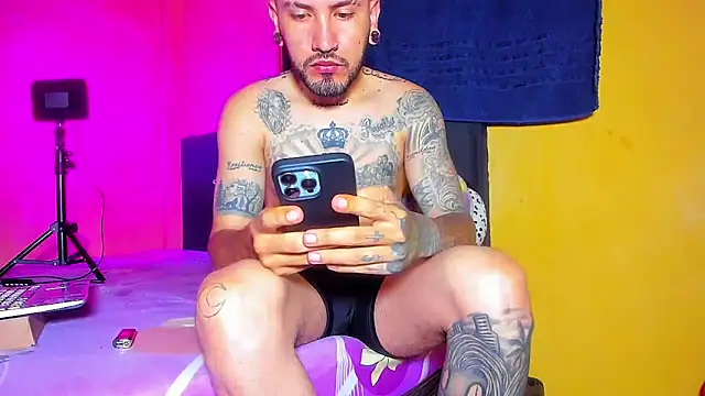 smoker445 online show from April 5, 10:34 am