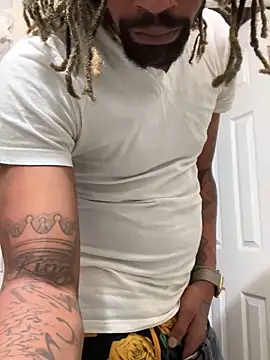 1BeautyN1Beast online show from December 16, 2:57 am