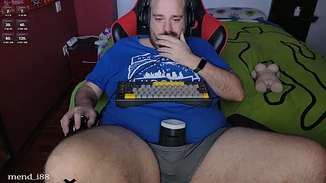 menditeta1 online show from April 14, 10:20 pm