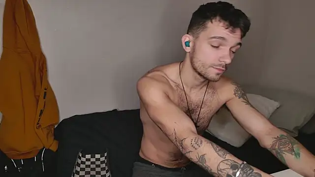 JackDesFeux online show from January 15, 3:54 am