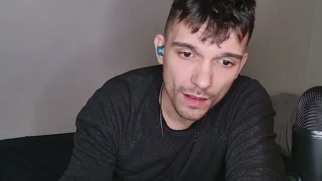 JackDesFeux online show from March 4, 4:06 am