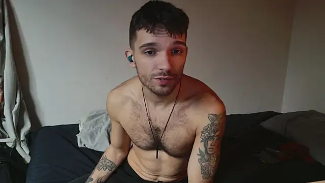 JackDesFeux online show from February 11, 1:30 pm