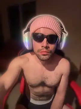 otto69696 online show from April 9, 5:38 am