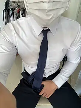 harrylouis1357 online show from March 1, 4:26 am