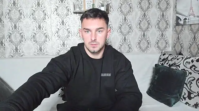 Jonmusclemaster online show from December 8, 8:25 pm