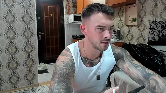 Jonmusclemaster online show from October 15, 7:32 pm