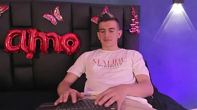 MikaelSlow online show from February 13, 5:46 am