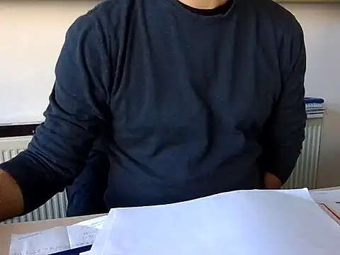 Snapshot of fikoivos chatting on October 25, 9:22 am fikoivos online show from October 25, 9:22 am