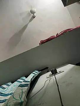 wildboy simon online show from March 6, 5:54 pm